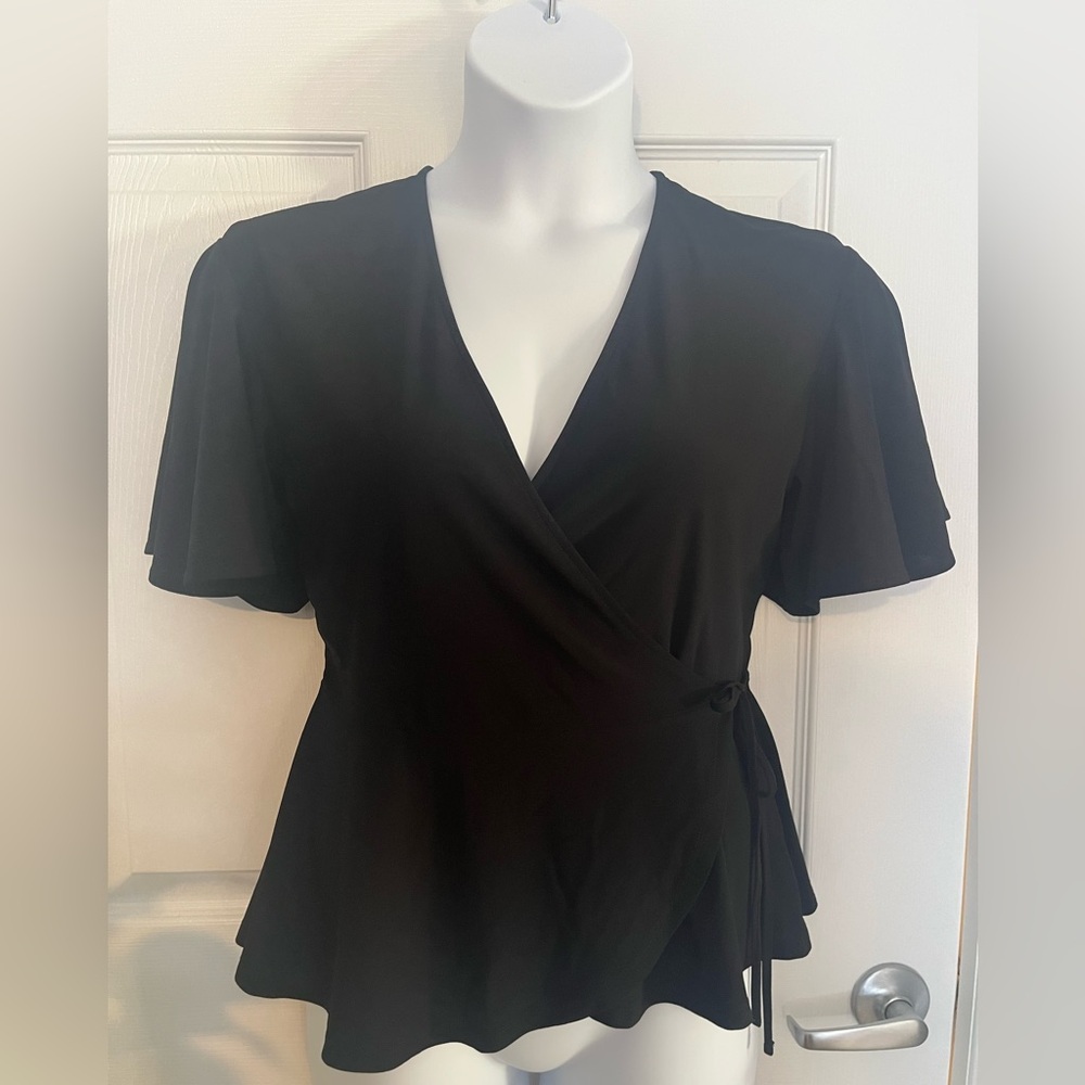 Leith Black Short Sleeve Wrap Blouse size Medium
